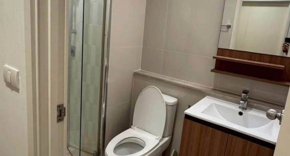 Wohnung zur Miete mit 2 Zimmer in Yan Nawa, Bangkok