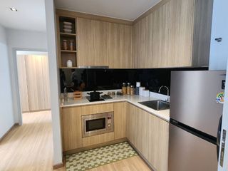 Condo en alquiler de 2 habitaciones en Wang Thonglang, Bangkok
