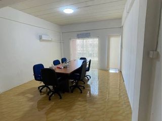 Casa adosada en alquiler de 6 habitaciones en Ban Bueng, Chonburi