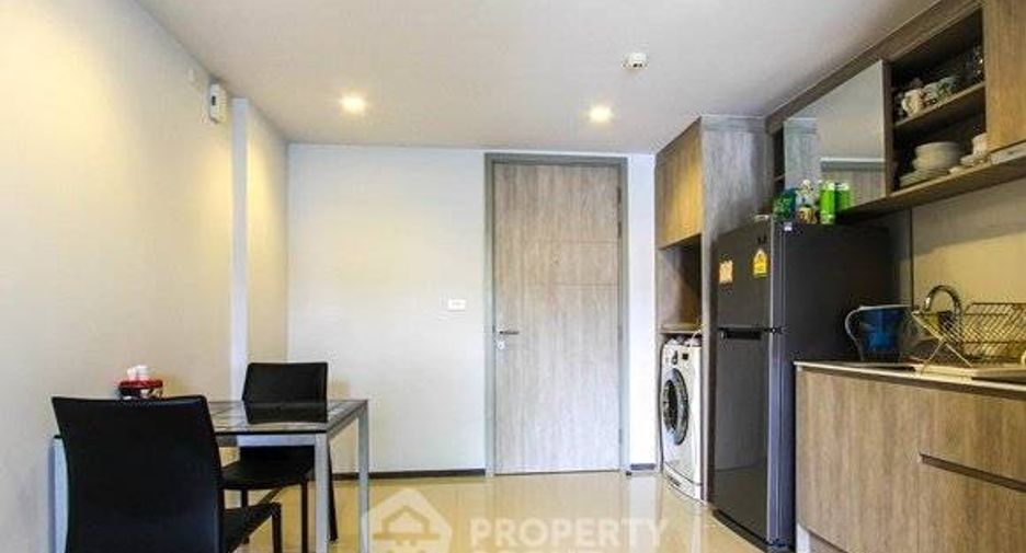 Condo en alquiler de 1 habitaciones en Phra Khanong, Bangkok