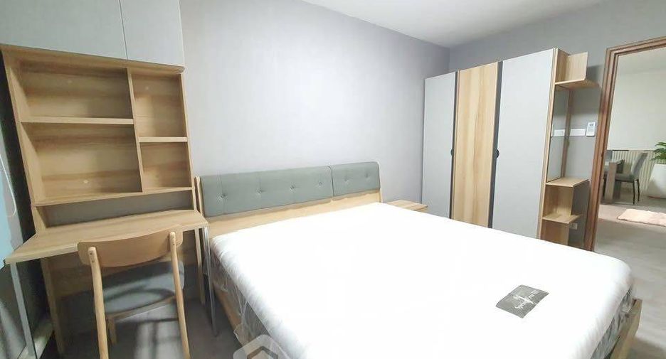 For rent 2 bedrooms condo in Yan Nawa, Bangkok