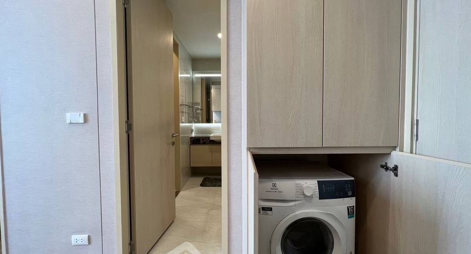For rent 1 bed condo in Watthana, Bangkok