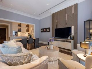 À louer 3 chambres condo à Pathum Wan, Bangkok