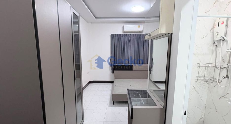 For rent 4 bedrooms house in Bang Lamung, Chonburi