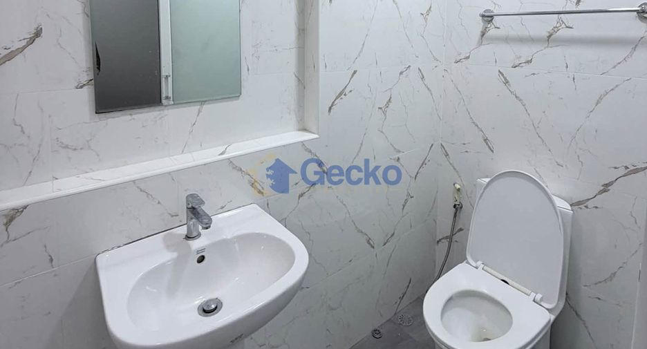For rent 4 bedrooms house in Bang Lamung, Chonburi