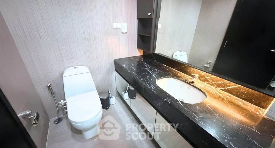 For rent 2 ベッドルーム condo in Watthana, Bangkok