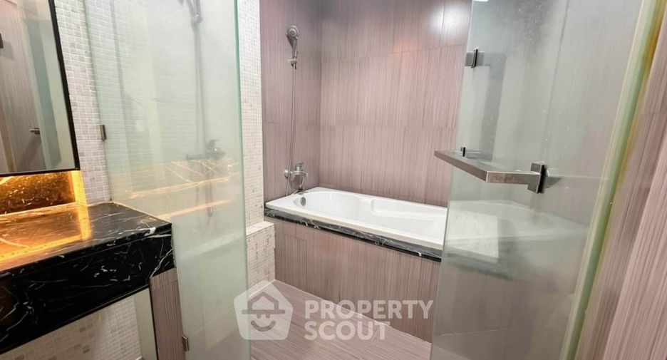 For rent 2 ベッドルーム condo in Watthana, Bangkok