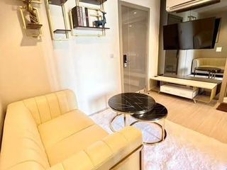 Condo en alquiler de 1 habitaciones en Huai Khwang, Bangkok