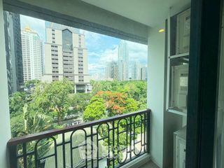 À louer 2 chambres condo à Pathum Wan, Bangkok