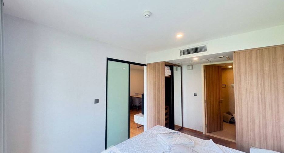 À louer 2 chambres condo à Pathum Wan, Bangkok