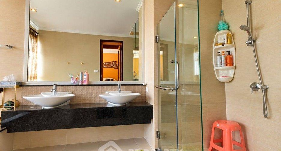 À louer 2 chambres condo à Na Jomtien, Pattaya