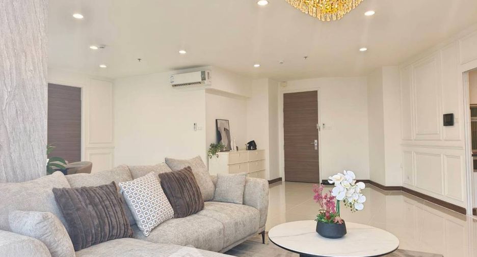 Wohnung zur Miete mit 2 Zimmer in Yan Nawa, Bangkok