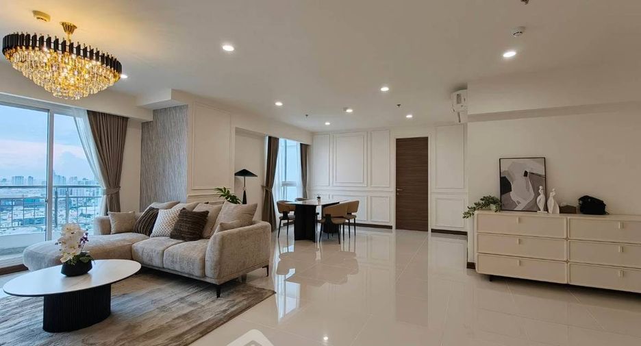Wohnung zur Miete mit 2 Zimmer in Yan Nawa, Bangkok