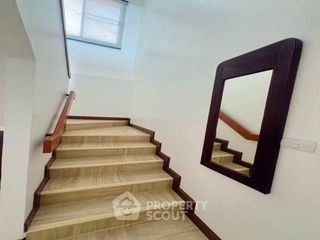 For rent 2 ベッドルーム condo in Si Racha, Chonburi