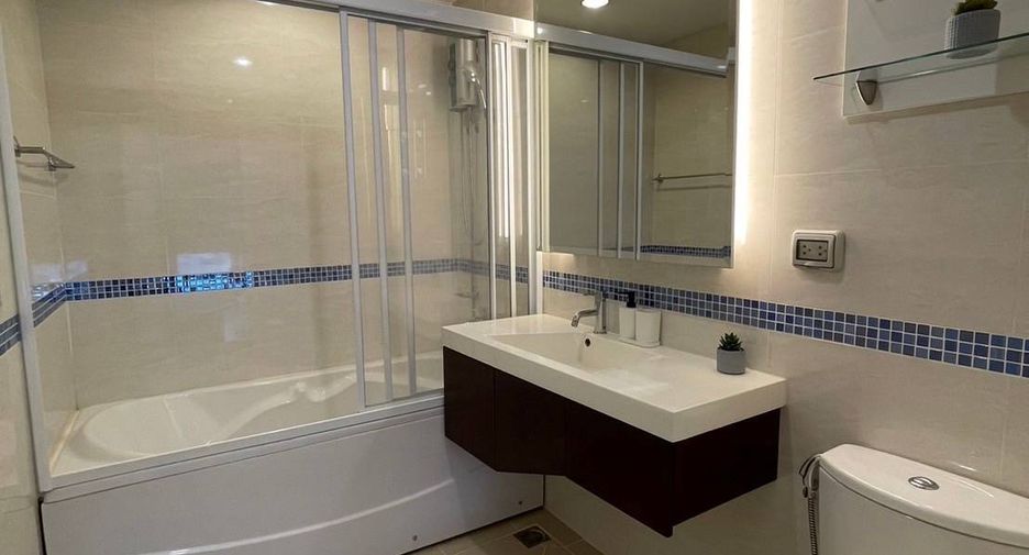Condo en alquiler de 2 habitaciones en Khlong Toei, Bangkok
