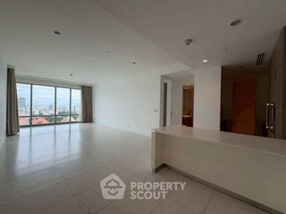 À louer 2 chambres condo à Pathum Wan, Bangkok