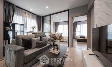 For rent 2 bedrooms condo in Huai Khwang, Bangkok
