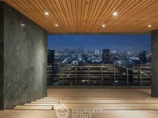 À louer 3 chambres condo à Pathum Wan, Bangkok