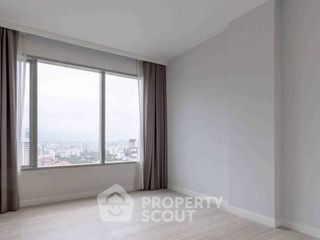 À louer 3 chambres condo à Pathum Wan, Bangkok
