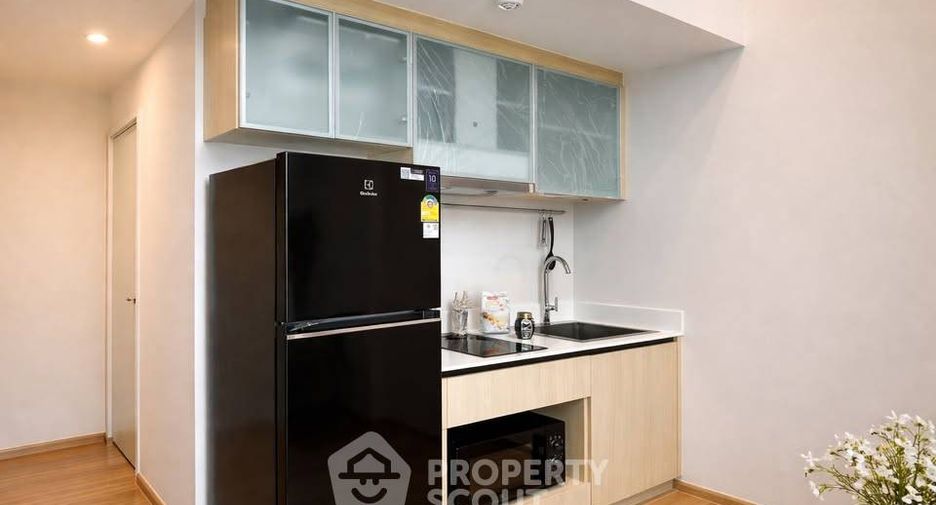 For sale 1 bed condo in Watthana, Bangkok