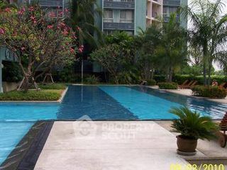 Wohnung zur Miete mit 2 Zimmer in Yan Nawa, Bangkok