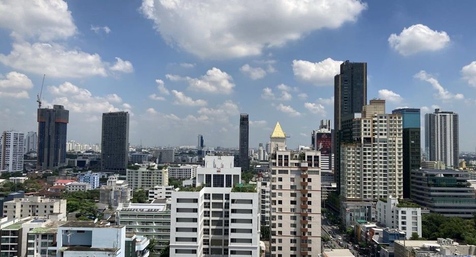 For rent 1 bed condo in Watthana, Bangkok