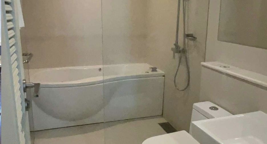 Wohnung zur Miete mit 1 Zimmer in Watthana, Bangkok