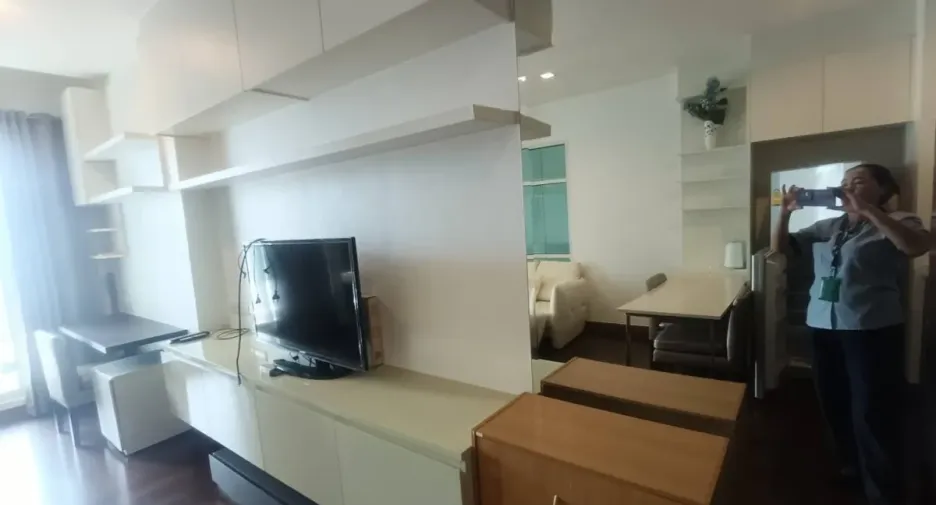 For rent 1 bed condo in Watthana, Bangkok