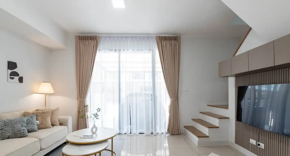 Reihenhaus zur Miete mit 3 Zimmer in Bang Phli, Samut Prakan