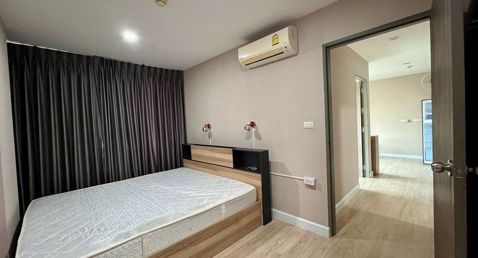 For sale 2 ベッドルーム condo in Huai Khwang, Bangkok