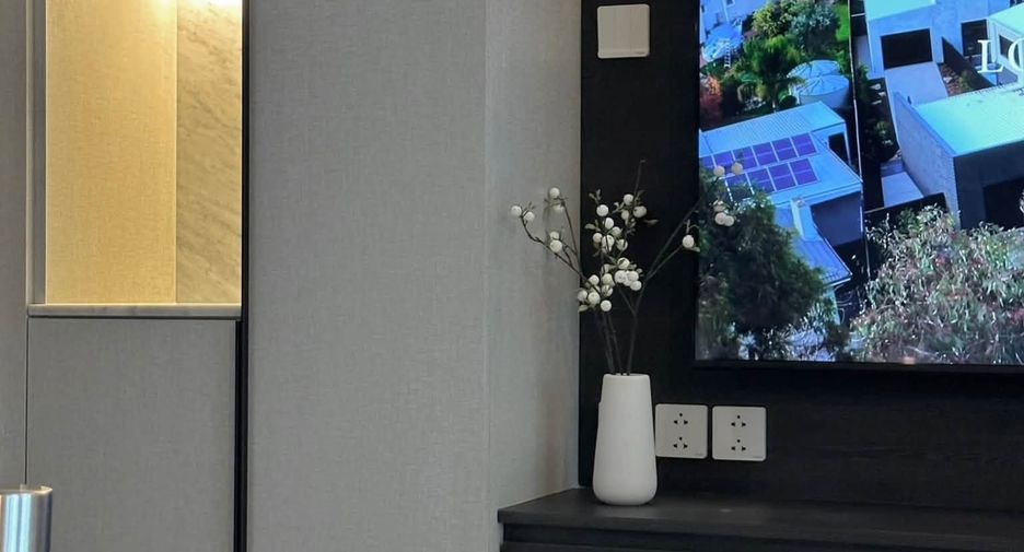 Wohnung zur Miete mit 1 Zimmer in Bang Rak, Bangkok