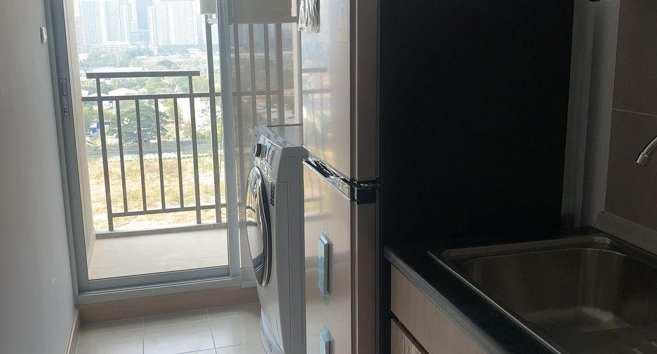 For rent 2 bedrooms condo in Huai Khwang, Bangkok