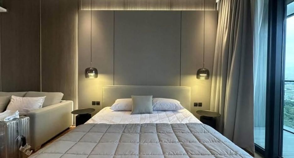 For rent 2 ベッドルーム condo in Khlong San, Bangkok
