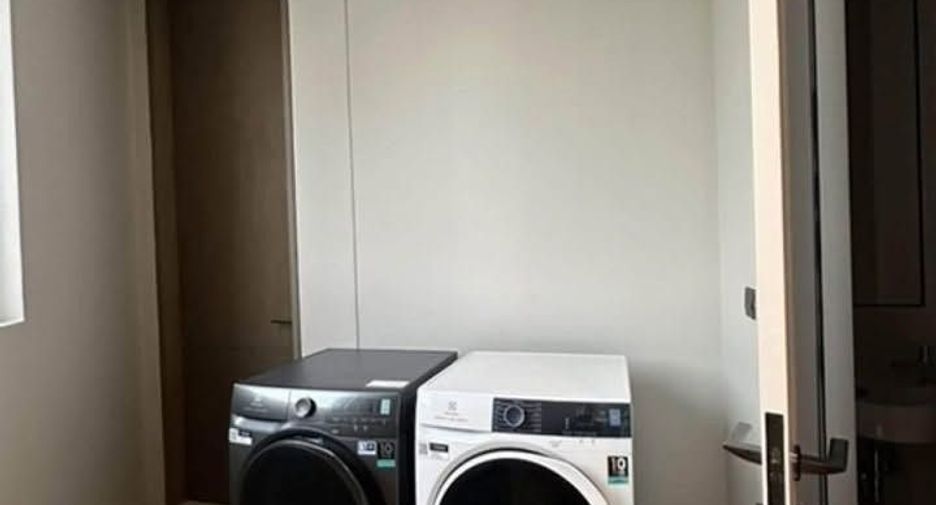 For rent 2 ベッドルーム condo in Khlong San, Bangkok