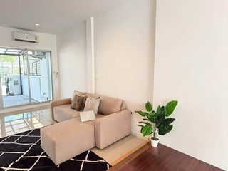 For rent 3 bedrooms townhouse in Mueang Samut Prakan, Samut Prakan