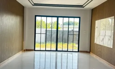 For sale 4 bedrooms villa in Bang Lamung, Chonburi