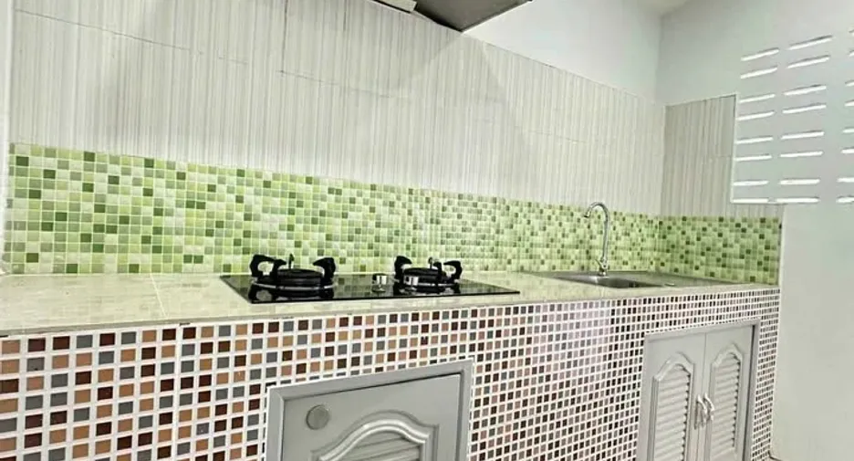 For sale 2 bedrooms townhouse in Bang Lamung, Chonburi