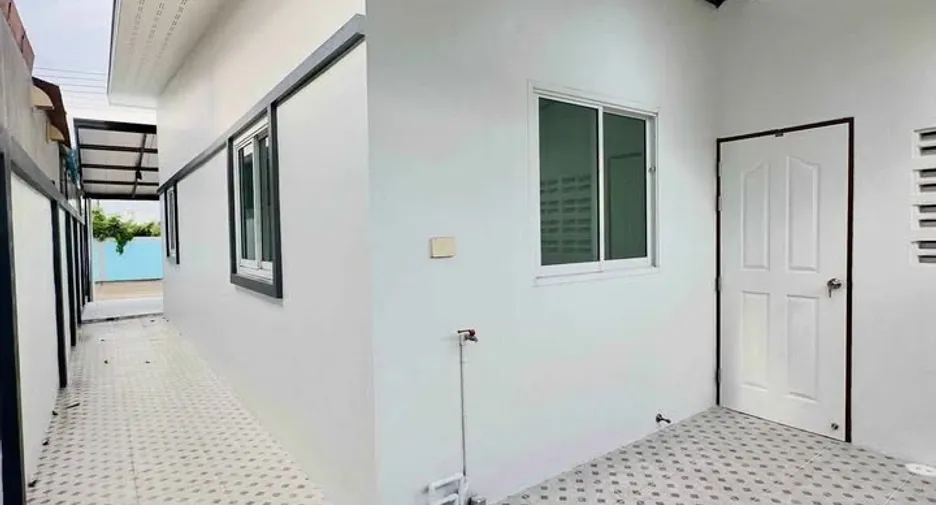 For sale 2 bedrooms townhouse in Bang Lamung, Chonburi