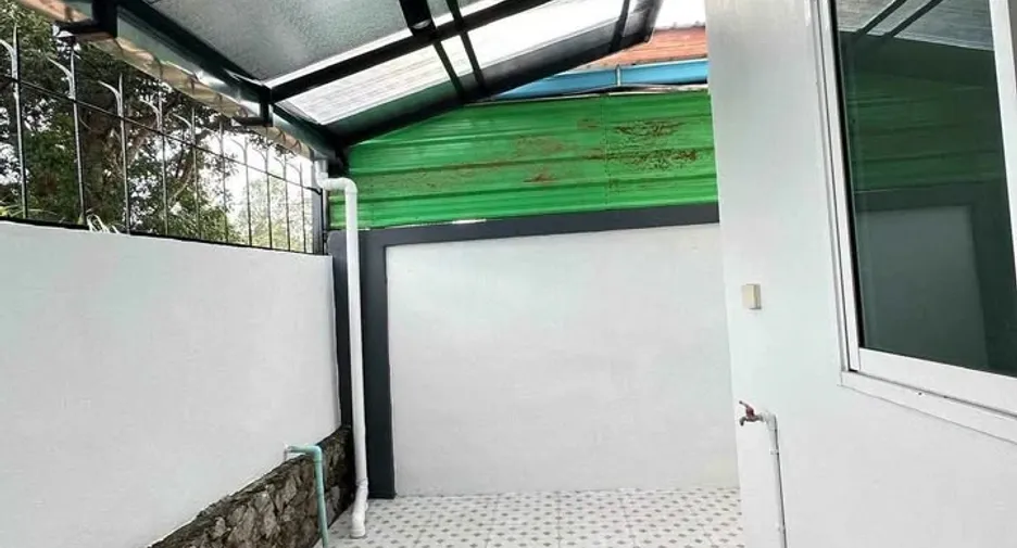 For sale 2 bedrooms townhouse in Bang Lamung, Chonburi