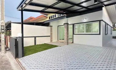 For sale 2 bedrooms townhouse in Bang Lamung, Chonburi