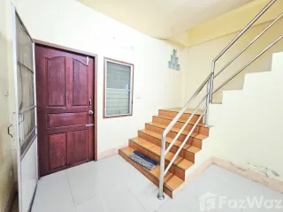Reihenhaus zum Kauf und zur Miete mit 2 Zimmer in Mueang Chiang Rai, Chiang Rai