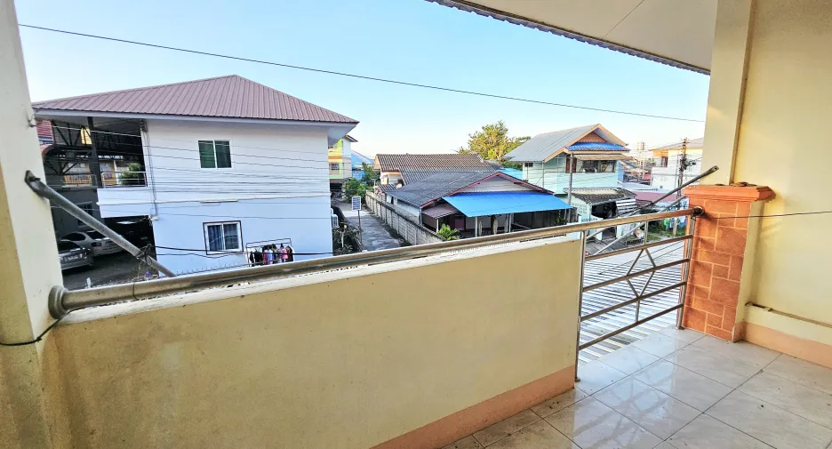 Reihenhaus zum Kauf und zur Miete mit 2 Zimmer in Mueang Chiang Rai, Chiang Rai