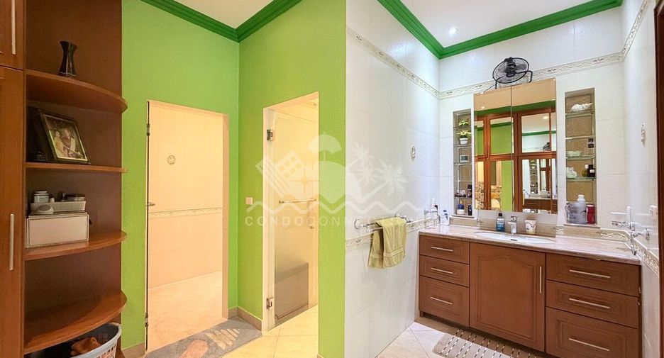 Haus zum Kauf mit 3 Zimmer in Bang Lamung, Chonburi