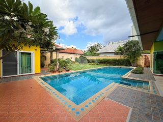Haus zum Kauf mit 3 Zimmer in Bang Lamung, Chonburi
