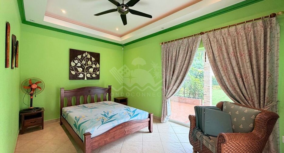 Haus zum Kauf mit 3 Zimmer in Bang Lamung, Chonburi