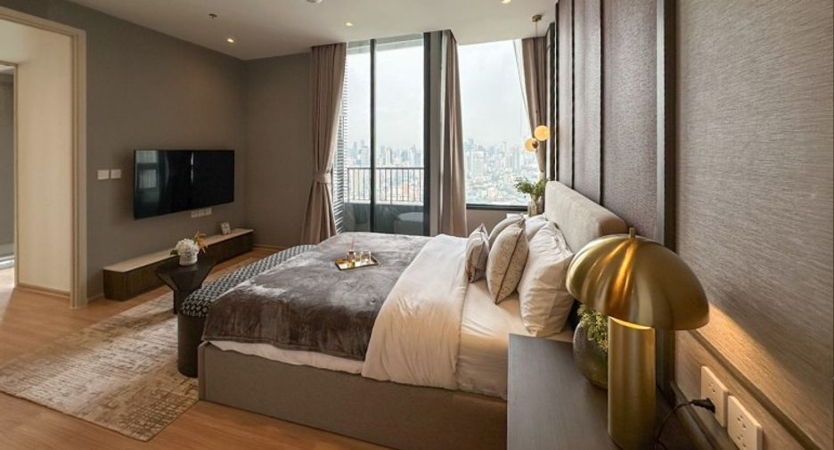 For sale 2 bedrooms condo in Watthana, Bangkok
