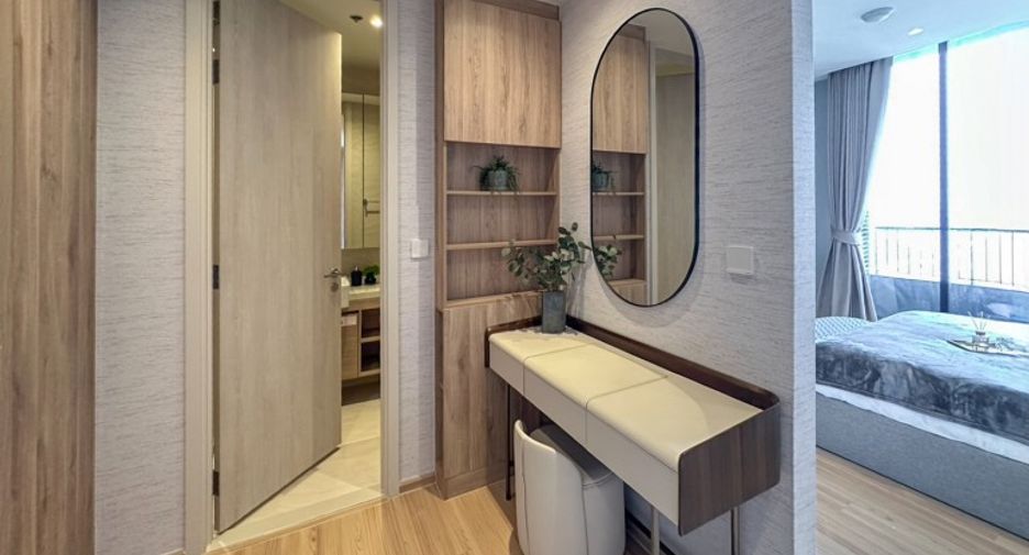 For sale 2 bedrooms condo in Watthana, Bangkok