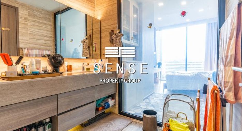Condo en venta de 2 habitaciones en Khlong Toei, Bangkok