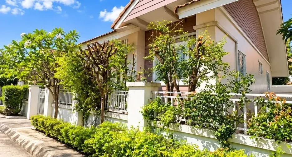 For rent 2 bedrooms house in Doi Saket, Chiang Mai