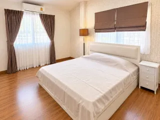 À louer 2 chambres maison à Doi Saket, Chiang Mai